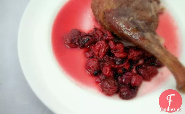 Pato Asado A Fuego Lento Con Salsa De Cereza Agria Especiada