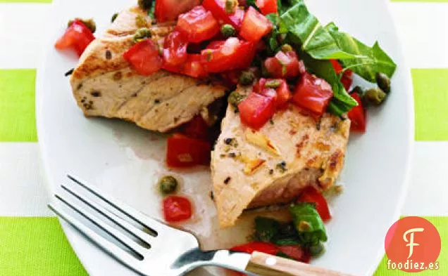 Atún a la Parrilla con Salsa de Tomate