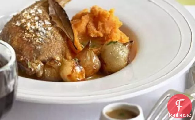 Patas De Pato Asadas Con Puré De Batata
