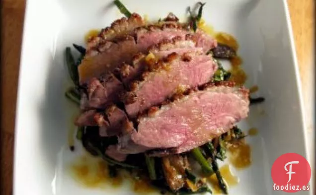 Ensalada De Verduras Asadas Con Pato Crujiente De Mandarina