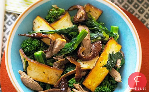 Sofrito de Tofu Prensado, Pato Asado y Brócoli