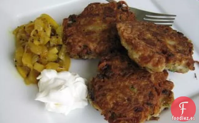 Latkes Fritos con Grasa de Pato con Chutney de Manzana y Limón