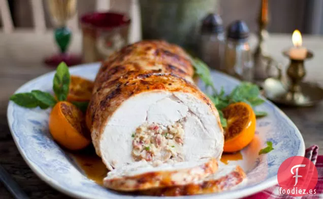 Pavo Glaseado Deshuesado Y Laminado De Arce Y Naranja Con Manzana Y