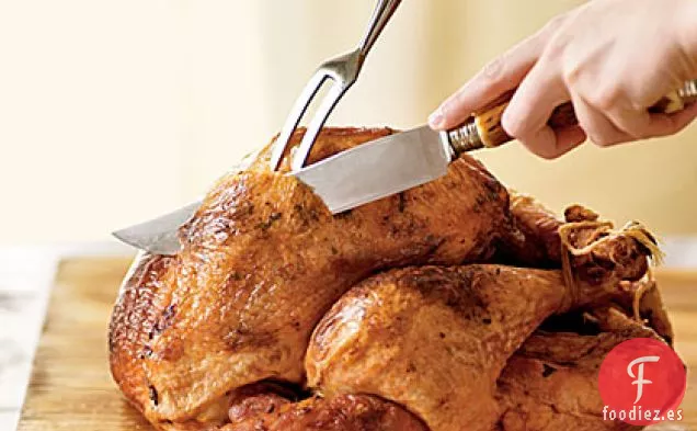 Pavo Asado a Fuego Lento con Ajo y Romero