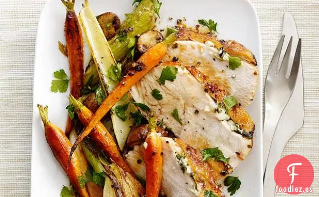 Pavo En Sartén Con Verduras Asadas