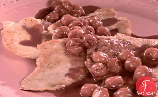 Chuleta de Pavo con Salsa de Cerezas Ácidas
