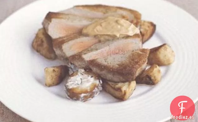 Atún A La Brasa Con Ensalada De Alcachofa Y Patata