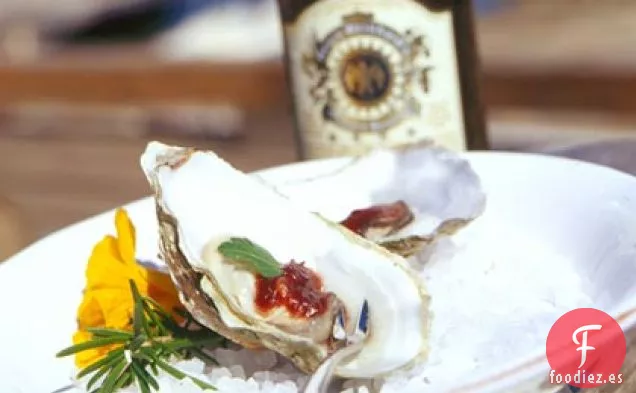 Ostras de Cóctel con la mejor Salsa de Cóctel de Oysterville