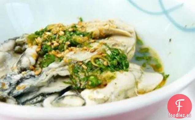 Ostras Con Aderezo De Cilantro y sésamo