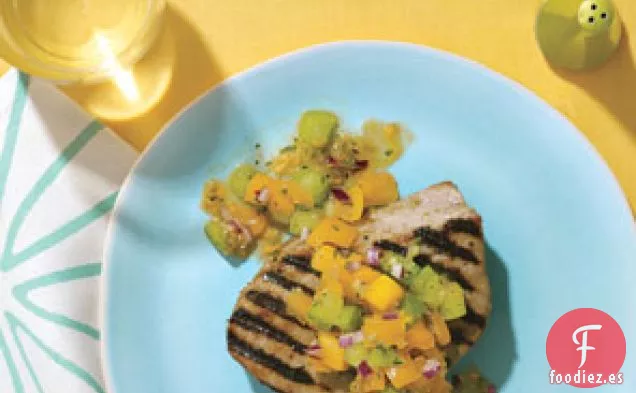 Atún A La Parrilla Picante Con Salsa De Jardín