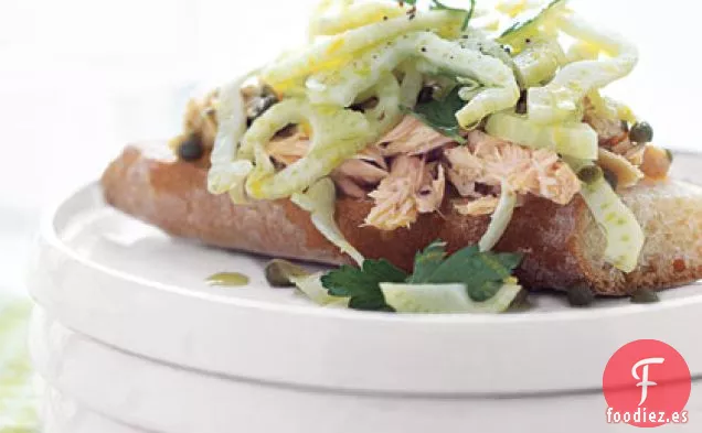 Sándwiches Abiertos de Atún e Hinojo