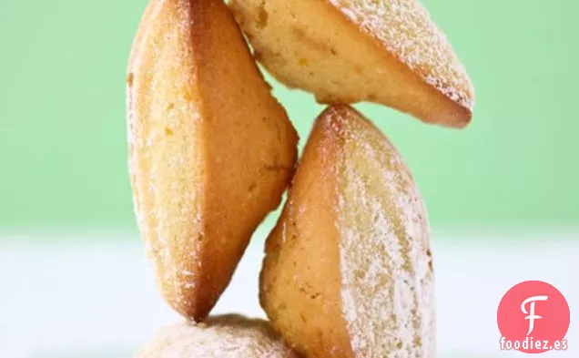 Magdalenas De Mantequilla De Naranja Y Marrón
