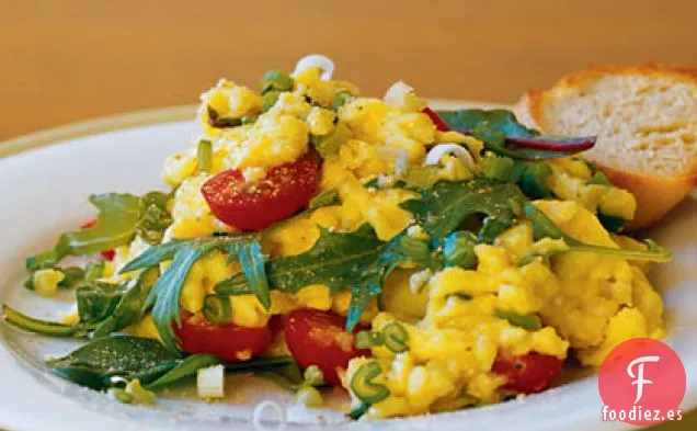 Huevos revueltos con Verduras Asiáticas