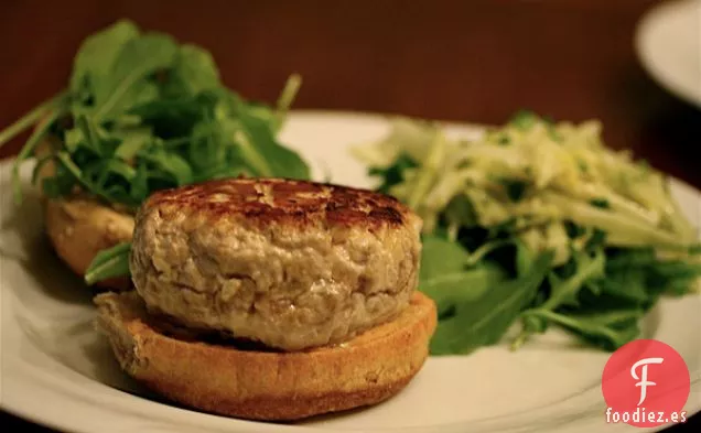 Hamburguesas De Atún Con Alioli De Pimentón De Limón