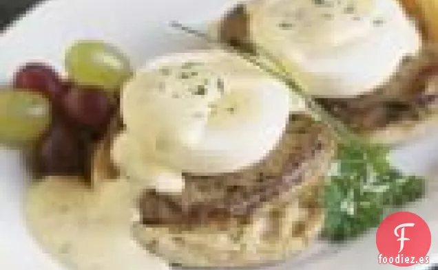 Carne Y Huevos Benedict