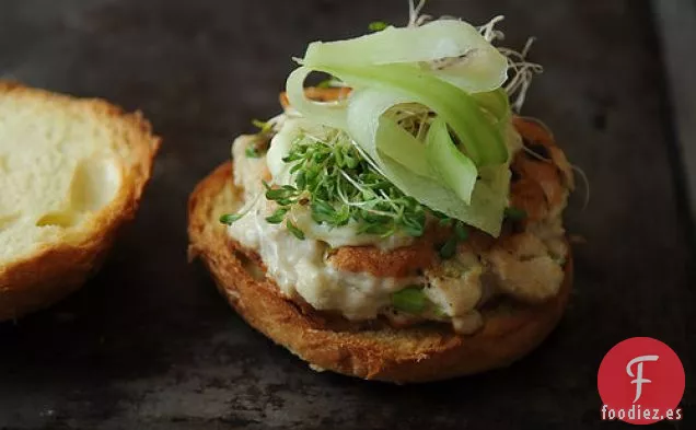 Hamburguesas De Atún Con Mayonesa De Jengibre Wasabi