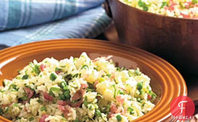 Arroz y Huevos Con Guisantes Y Hierbas