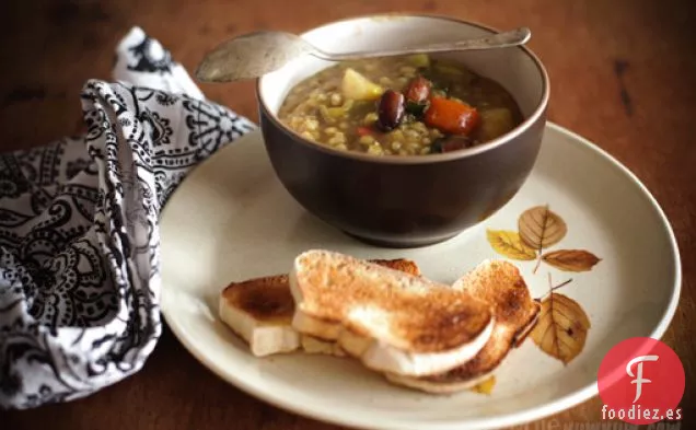 Estofado de Verduras al Curry Con Cebada Perlada y Almendras