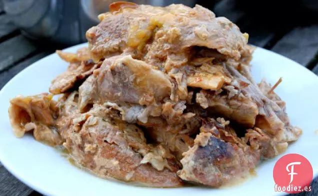 Paletilla De Cerdo Cocida En Leche