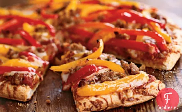 Pizza de Salchichas y Pimienta