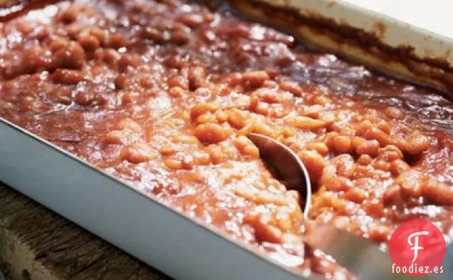 Frijoles Horneados con Chipotle y Miel