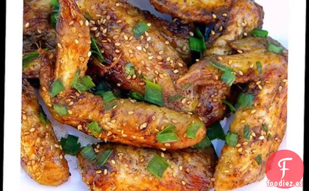 Alitas de Pollo Glaseadas con Chipotle de Miel