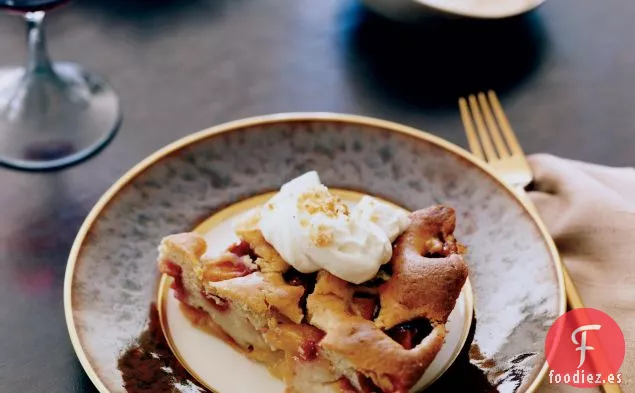 Pastel de Ciruelas con Avellana Quebradiza y Mascarpone de Miel