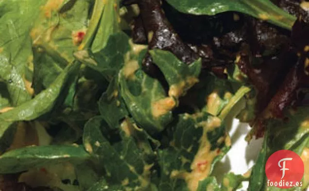 Verdes De Campo Con Aderezo De Chile Rojo