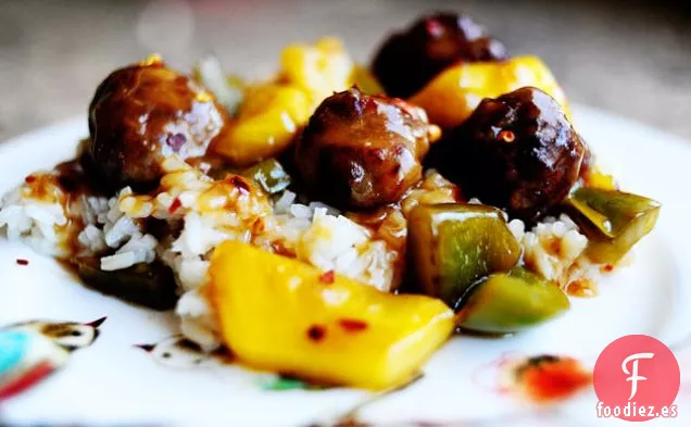 Albóndigas con Pimientos y Piña