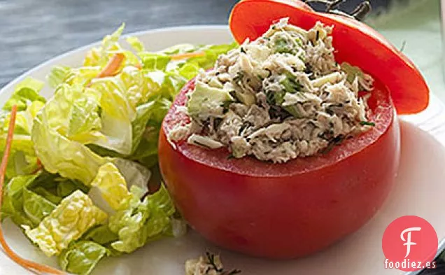 Tomates Rellenos de Atún y Aguacate