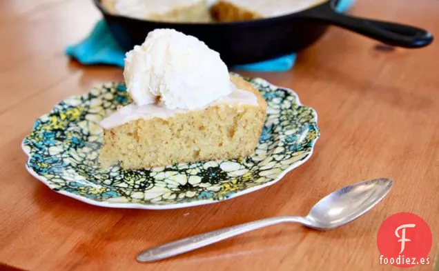 Pastel de Desayuno de Harina de Maíz y Limón