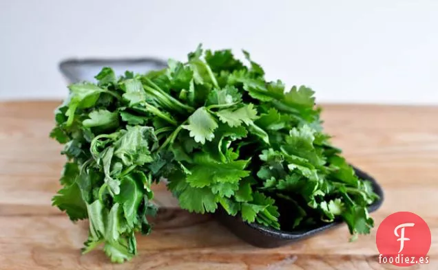 Hummus de Frijoles Blancos con Lima y Cilantro