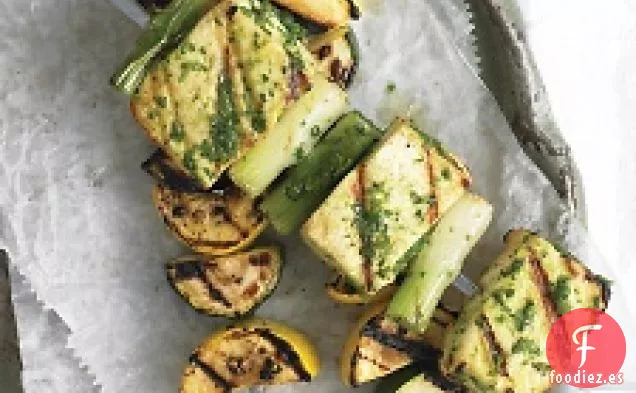 Pinchos De Tofu Con Salsa De Cilantro