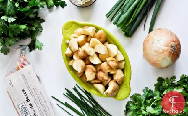 Patatas Asadas Con Tocino, Gorgonzola, Cilantro Y Otras Cosas