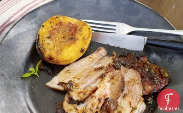 Lomo de Cerdo Glaseado con Cilantro y Ajo