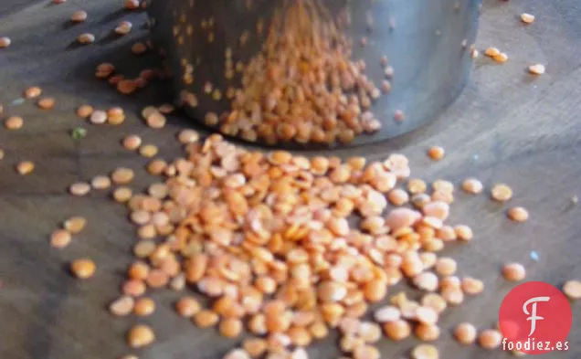 Sopa De Masoor Dal Y Zanahoria Con Anacardo Y Cilantro Pistou