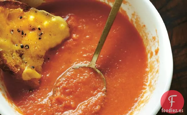 Sopa De Tomate y naranja Con Croutons De Queso A La Parrilla Receta