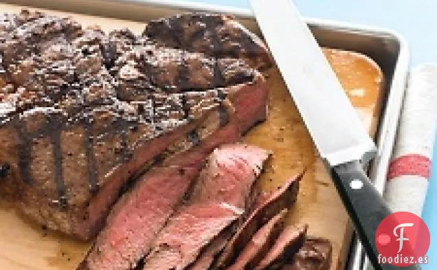 Solomillo A La Parrilla Con Barra De Aderezos