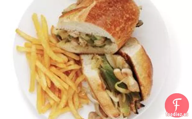 Cheesesteaks De Pollo Con Patatas Fritas