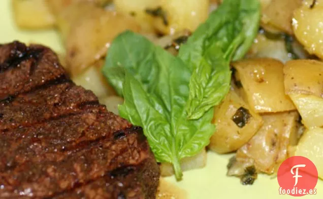 Solomillo Frotado De Comino Con Patatas Asadas De Albahaca