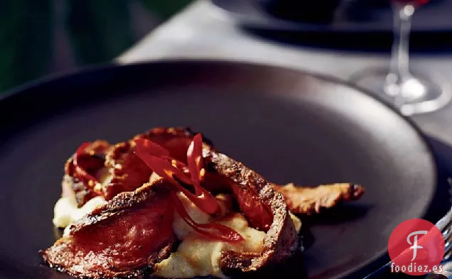 Chuletón Friccionado en Chile con Polenta Blanca