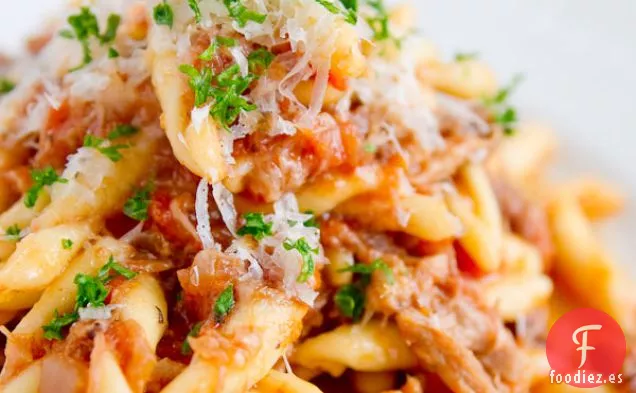 Sugo De Cerdo Con Strozzapreti