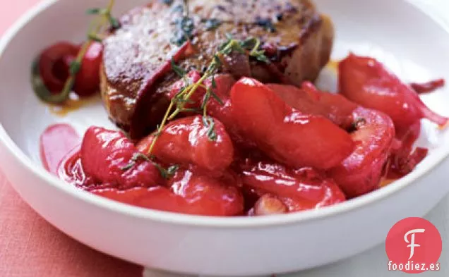 Chuletas de Cerdo con Salsa de Ciruela Tibia