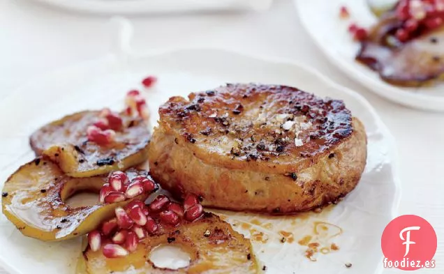 Chuletas de Cerdo con Manzanas Salteadas