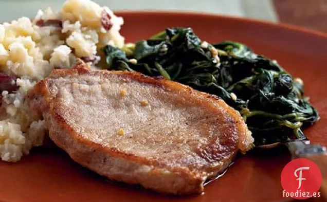 Chuletas de Cerdo con Espinacas de Limón