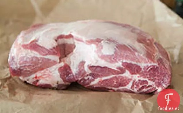 Paleta De Cerdo Asada A Fuego Lento Con Salsa De Manzana Sabrosa