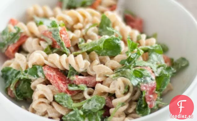 Ensalada De Pasta Con Rúcula Y Queso De Cabra