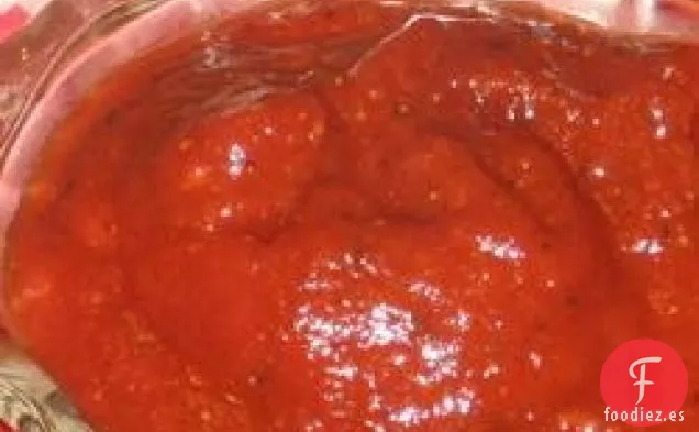 Salsa de tomate en una pizca