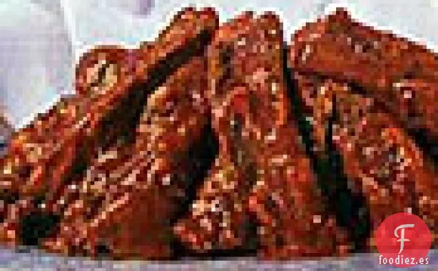 Costillas de Ternera a la Parrilla con Salsa de Barbacoa Dulce y Pegajosa