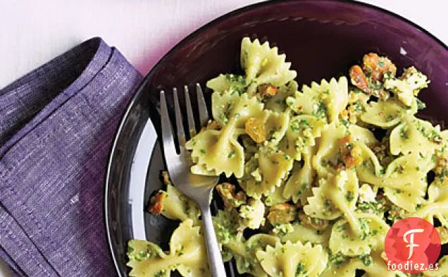 Farfalle de Pesto de Nuez de Rúcula